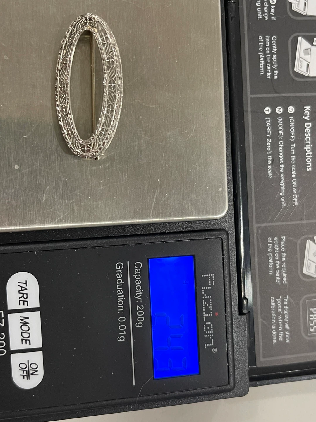 14k white gold Filigree Oval Brooch Pin - photo 2