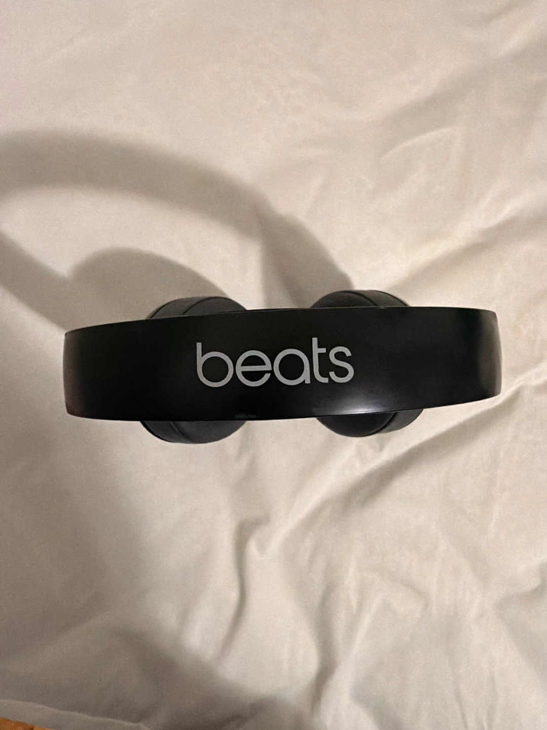 Beats Solo 3 Wireless Headphones with case - photo 3