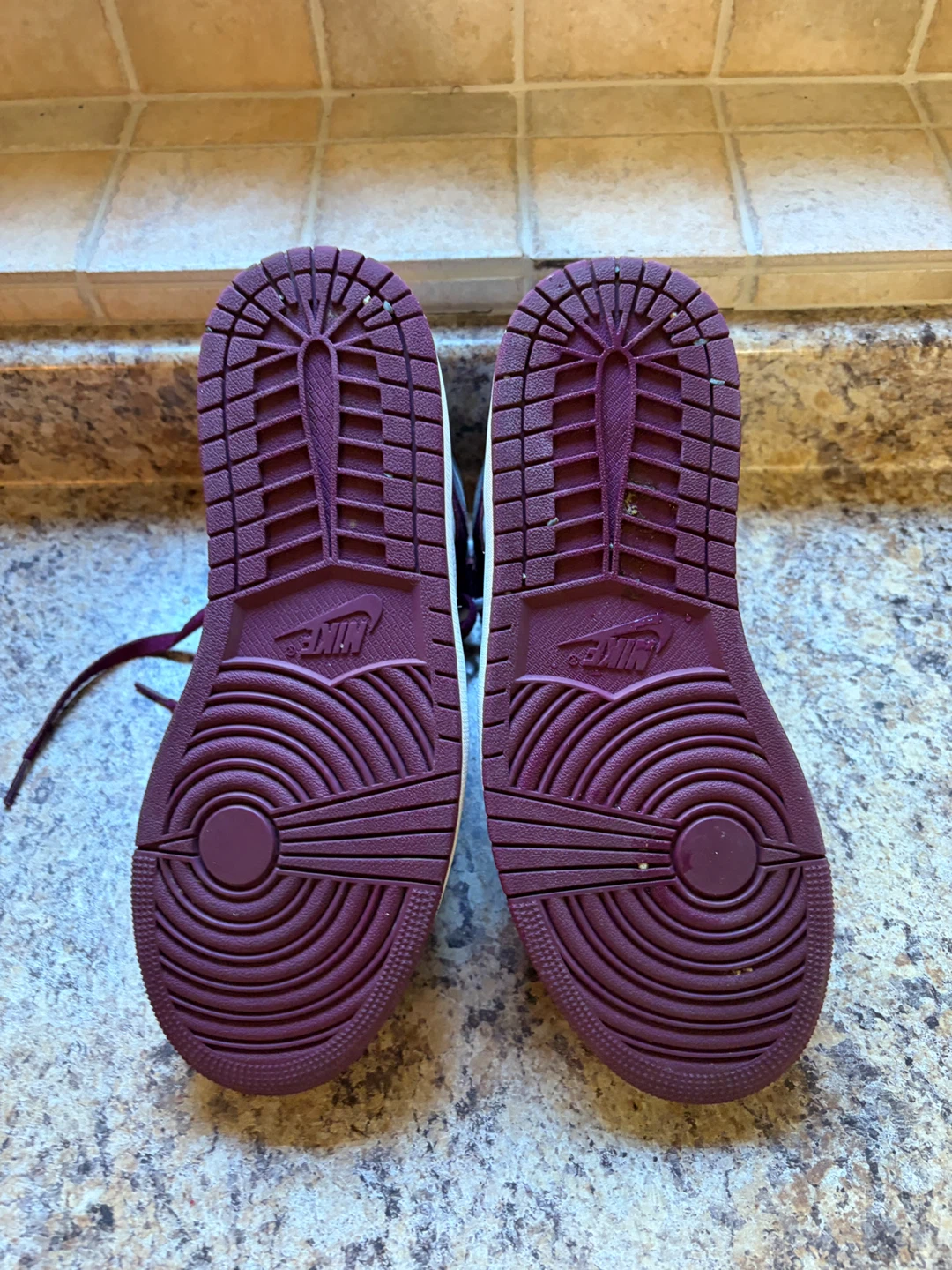 Nike Air Jordan 1 High Burgundy White Silver - photo 4