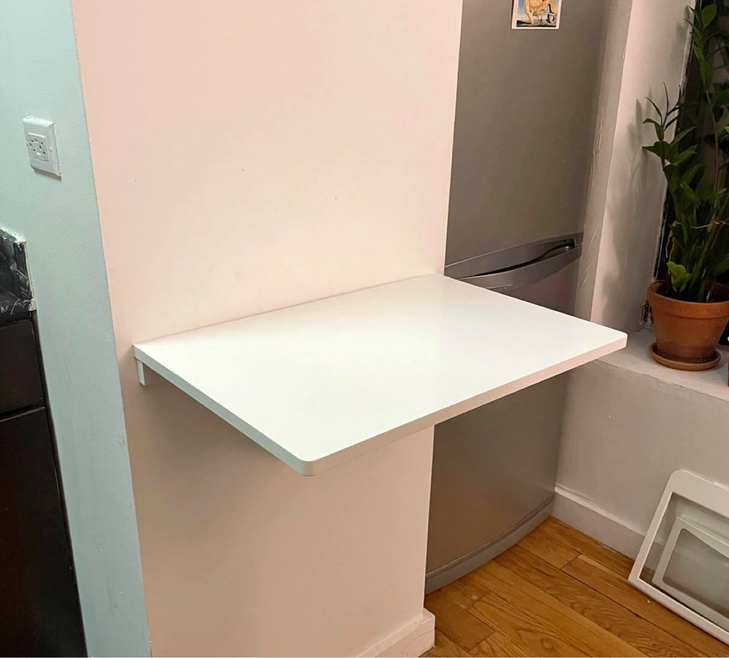 White Wall-Mounted Foldable Folding Table