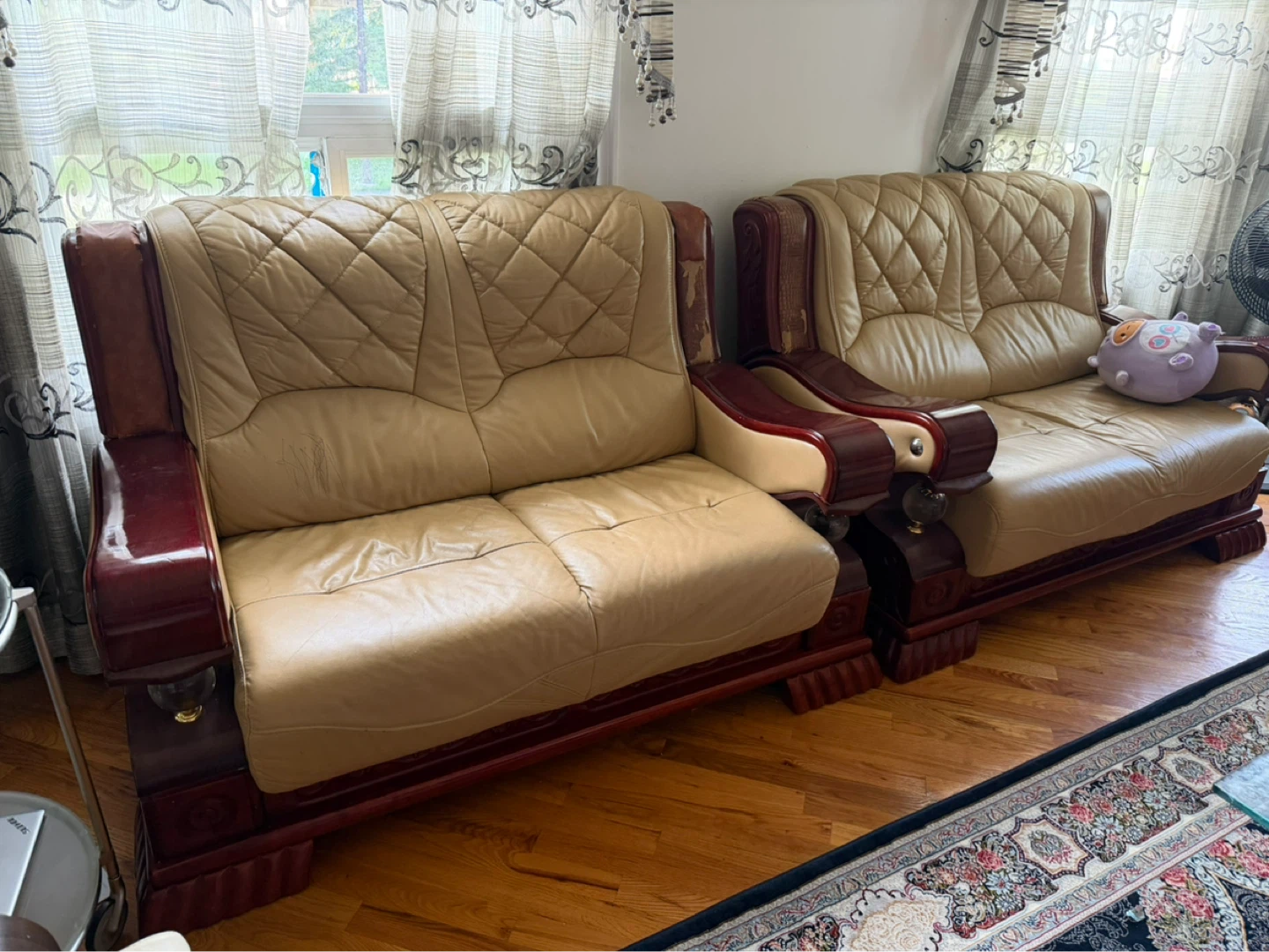 Cream Leather Sofa and Armchair Set - photo 3