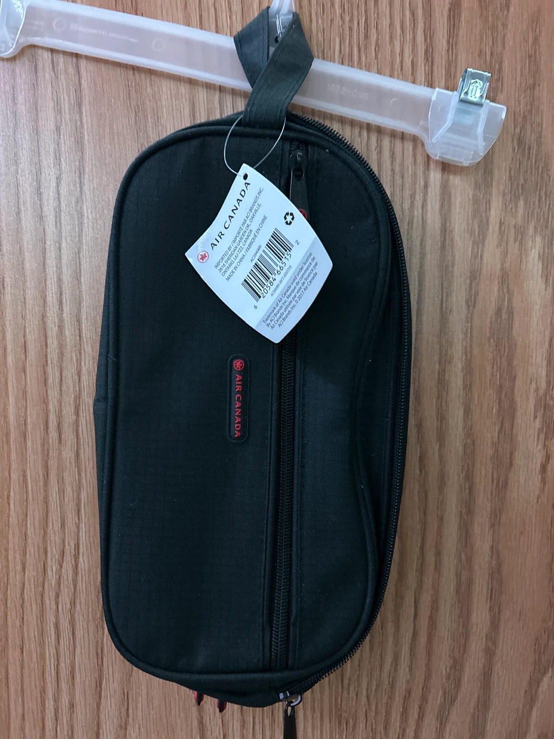 ⚽️ Black Travel Toiletry Bag