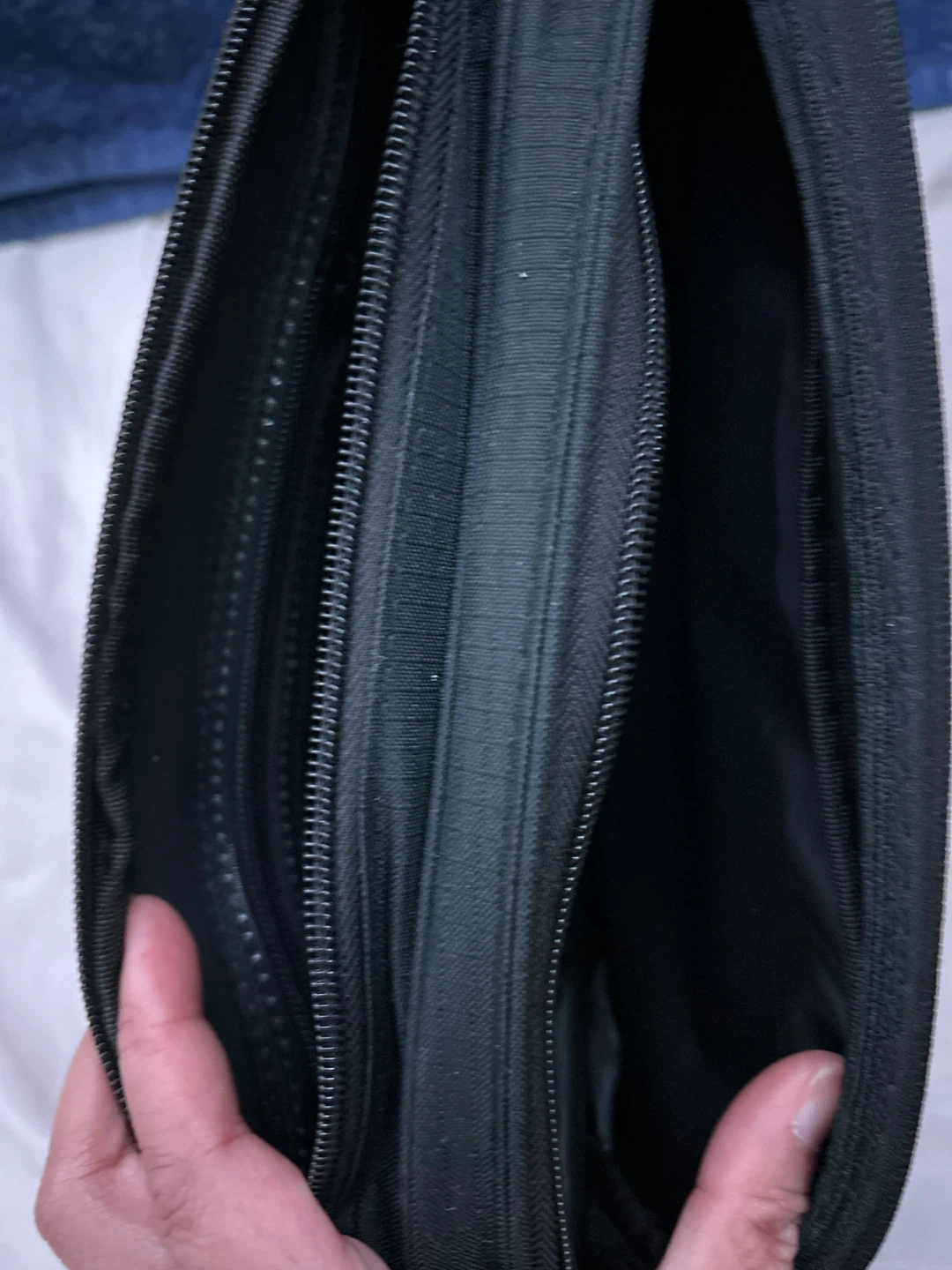 ⚽️ Black Travel Toiletry Bag - photo 3