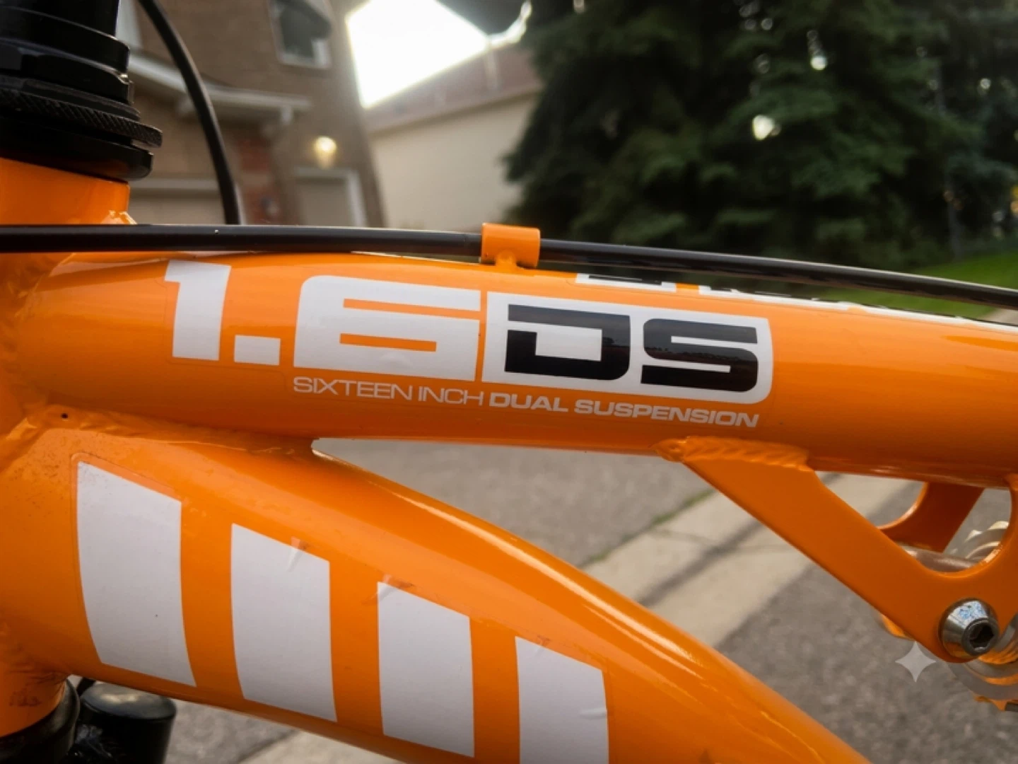 16” Kids Bike - Like New - Dual Suspension - photo 2