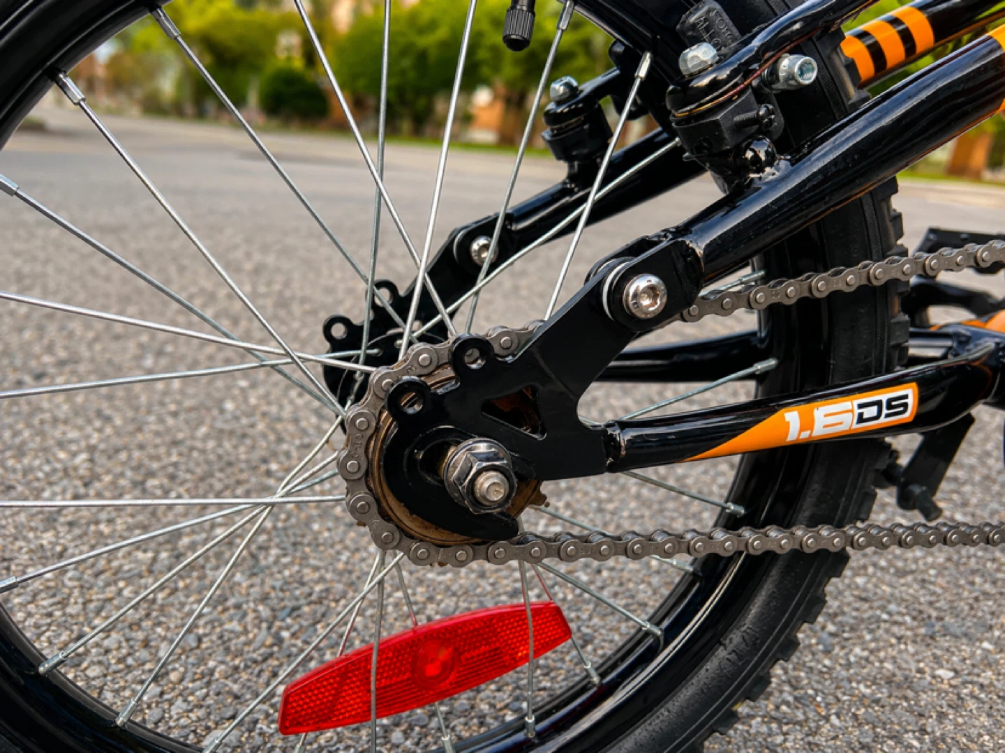 16” Kids Bike - Like New - Dual Suspension - photo 5
