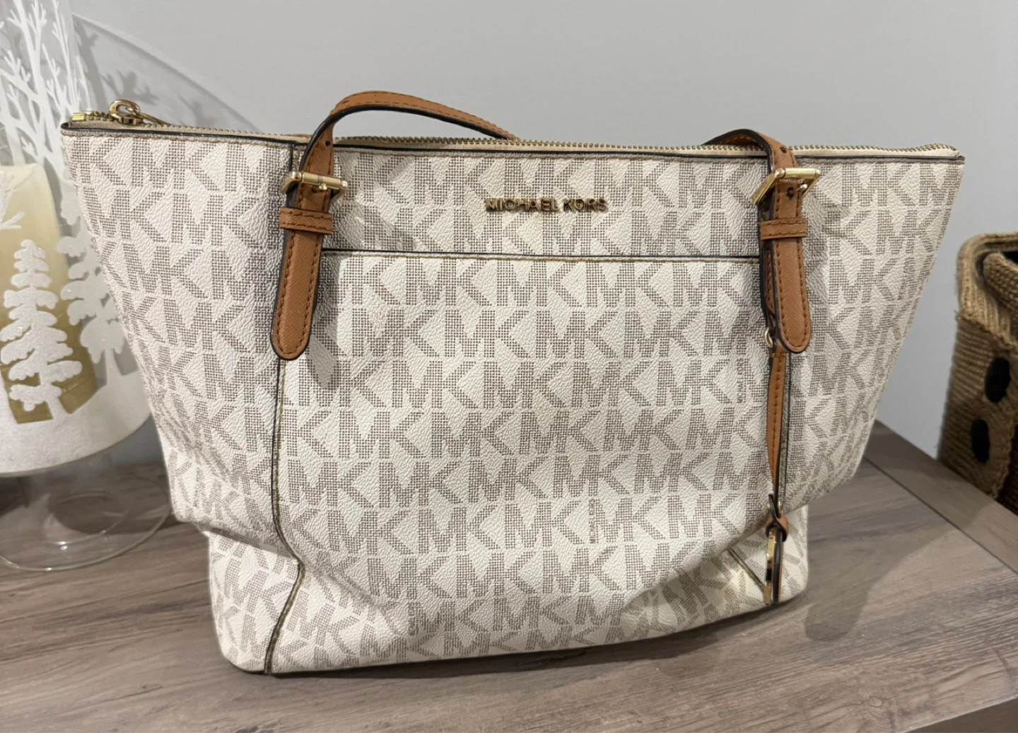 Michael Kors Tote Bag - MK Signature