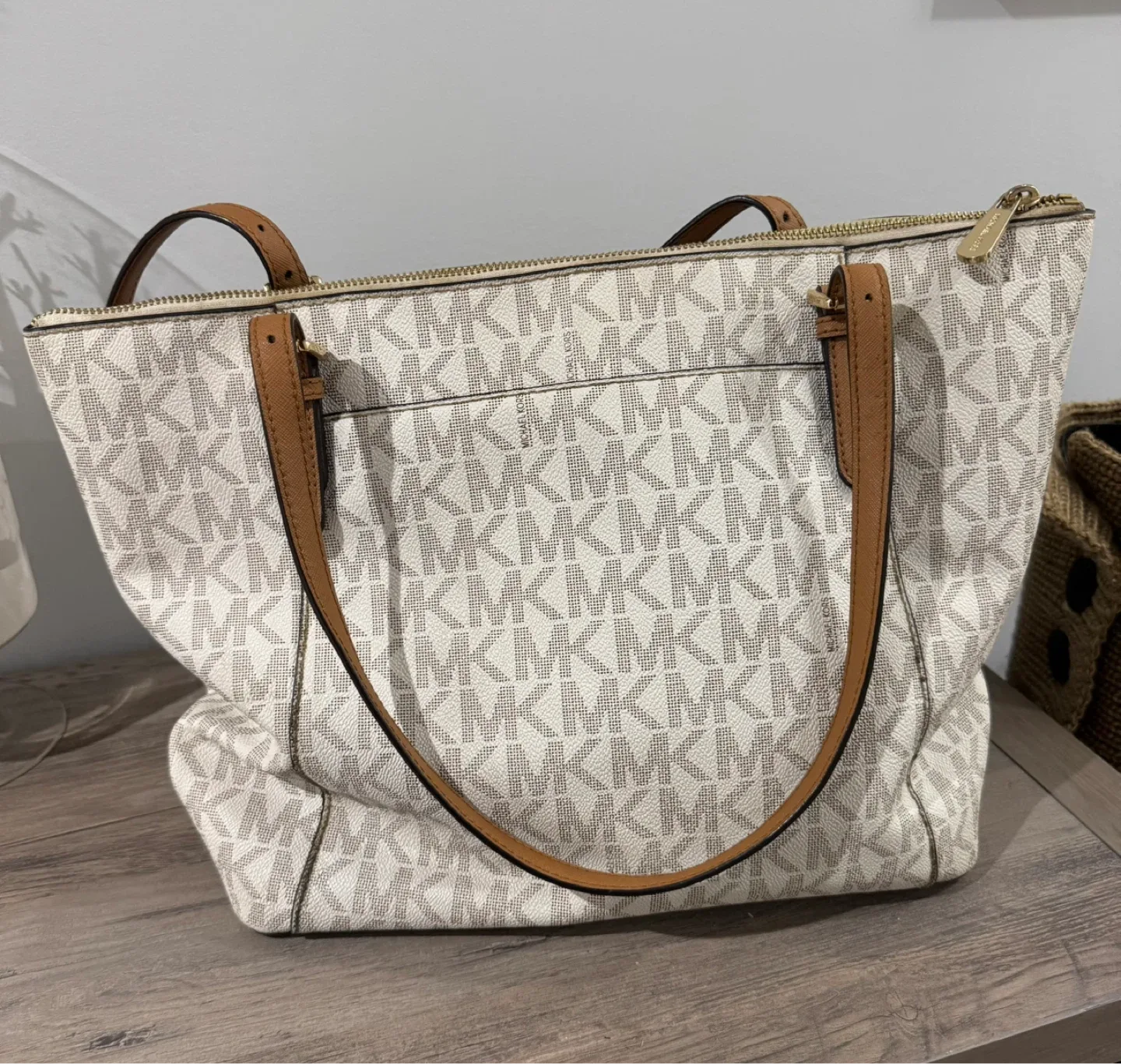 Michael Kors Tote Bag - MK Signature - photo 2