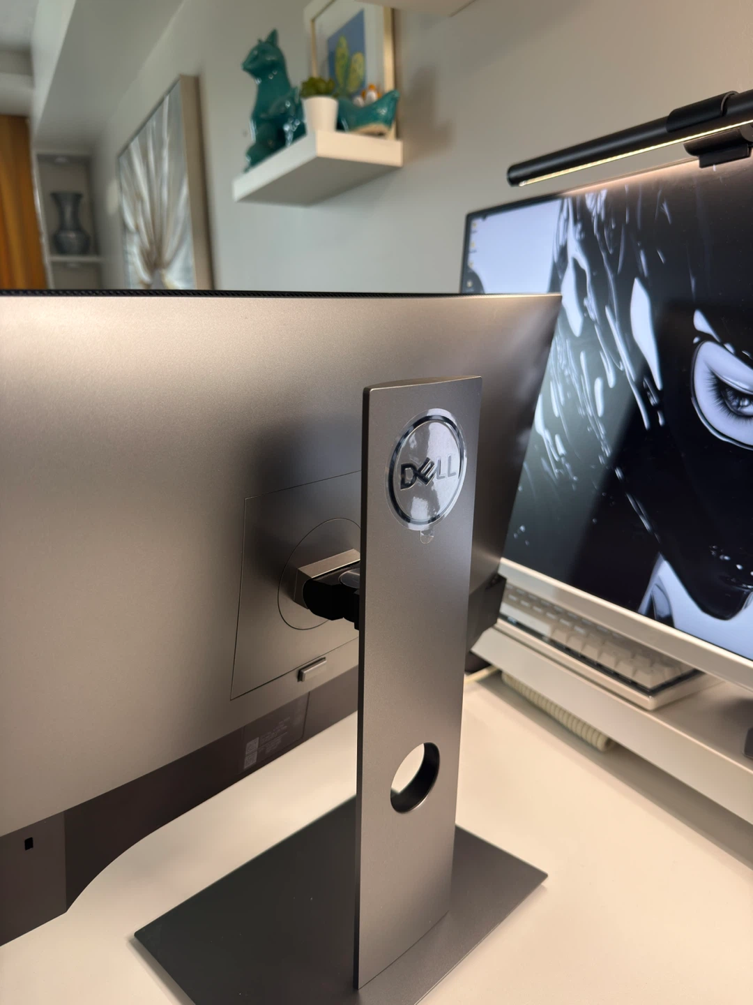 DELL 24Inch Monitor (U2419H Model) - photo 2