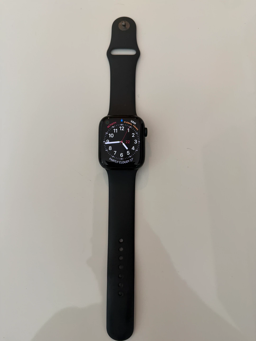 Apple Watch Series 8 (45mm) – Excellent Condition