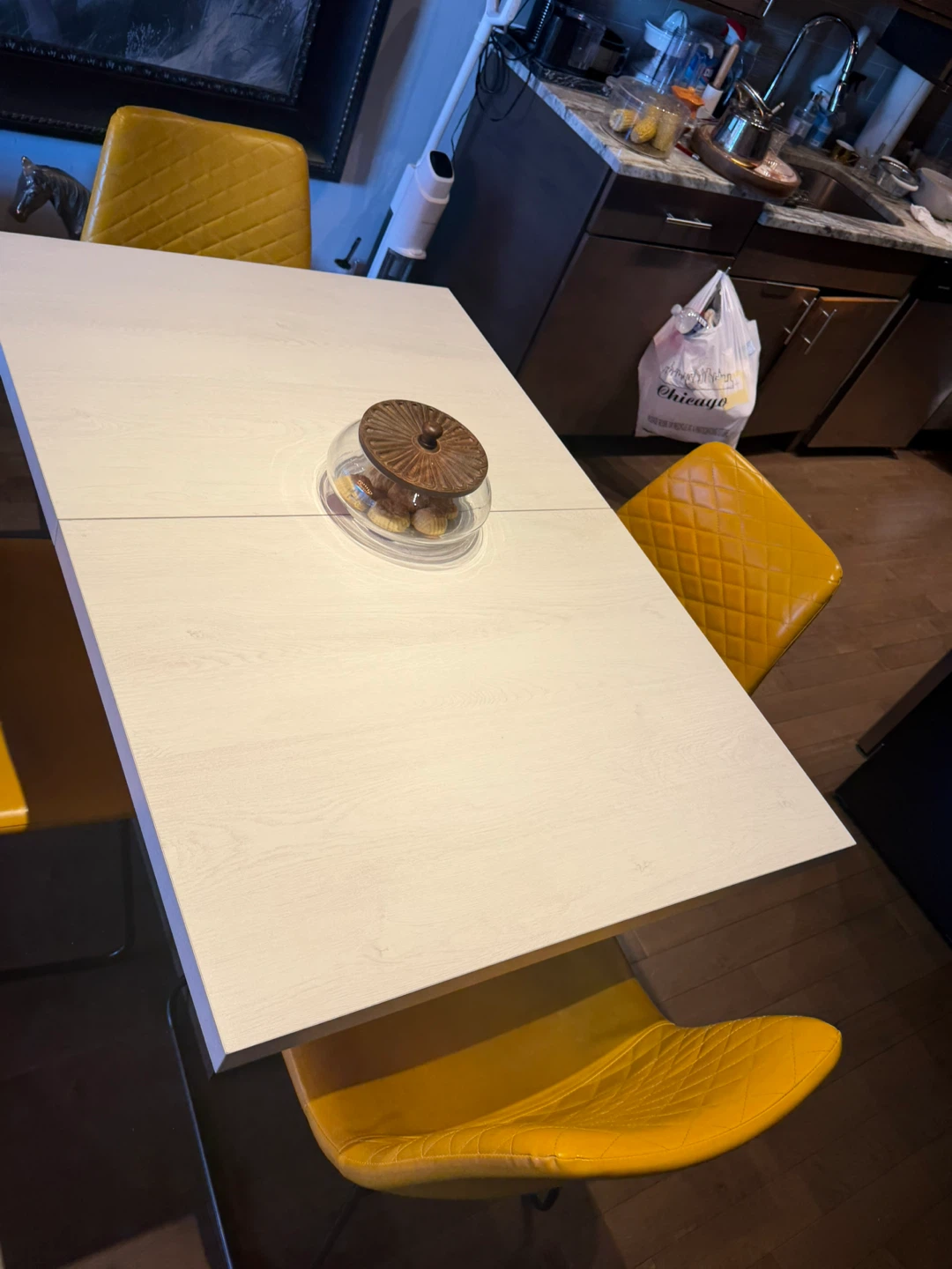 White Dining Table with 4 Yellow Chairs - photo 5