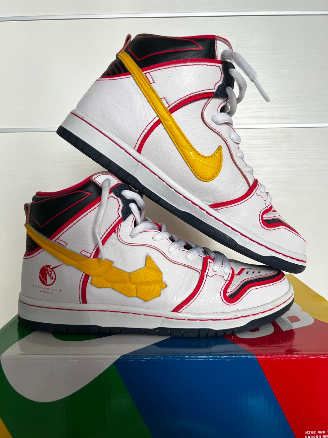 [99% NEW] Nike SB Dunk High RX-0 Unicorn Gundam US8 EU41 - photo 2