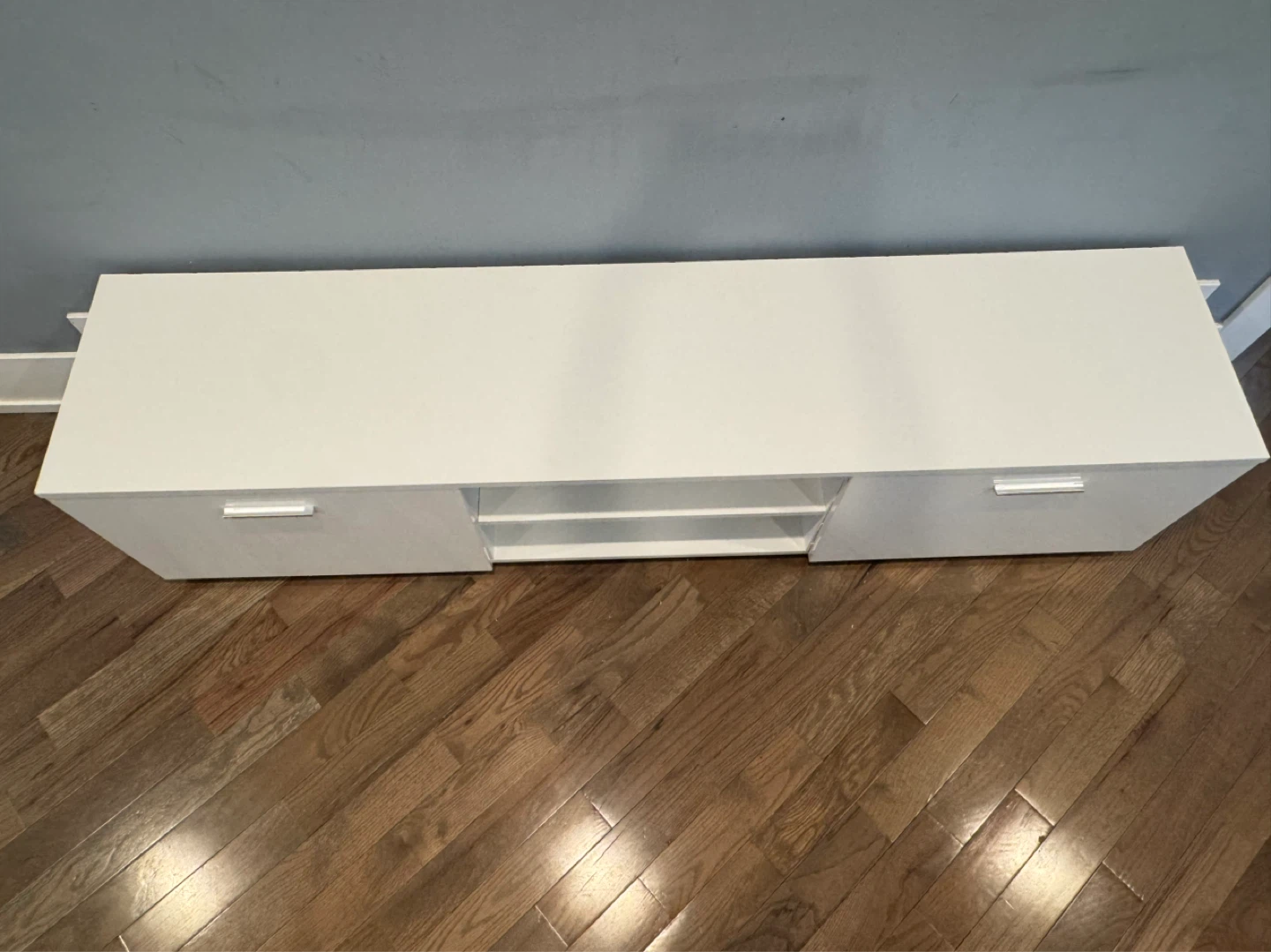 Tv stand