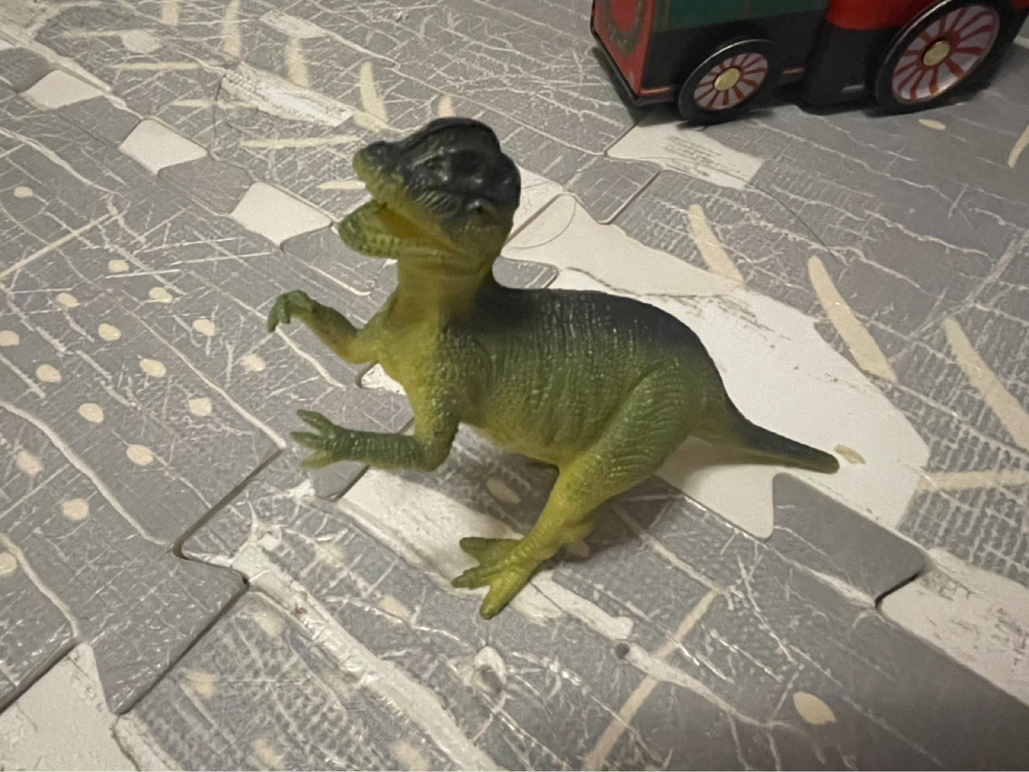 ⚽️Green Dinosaur Toy