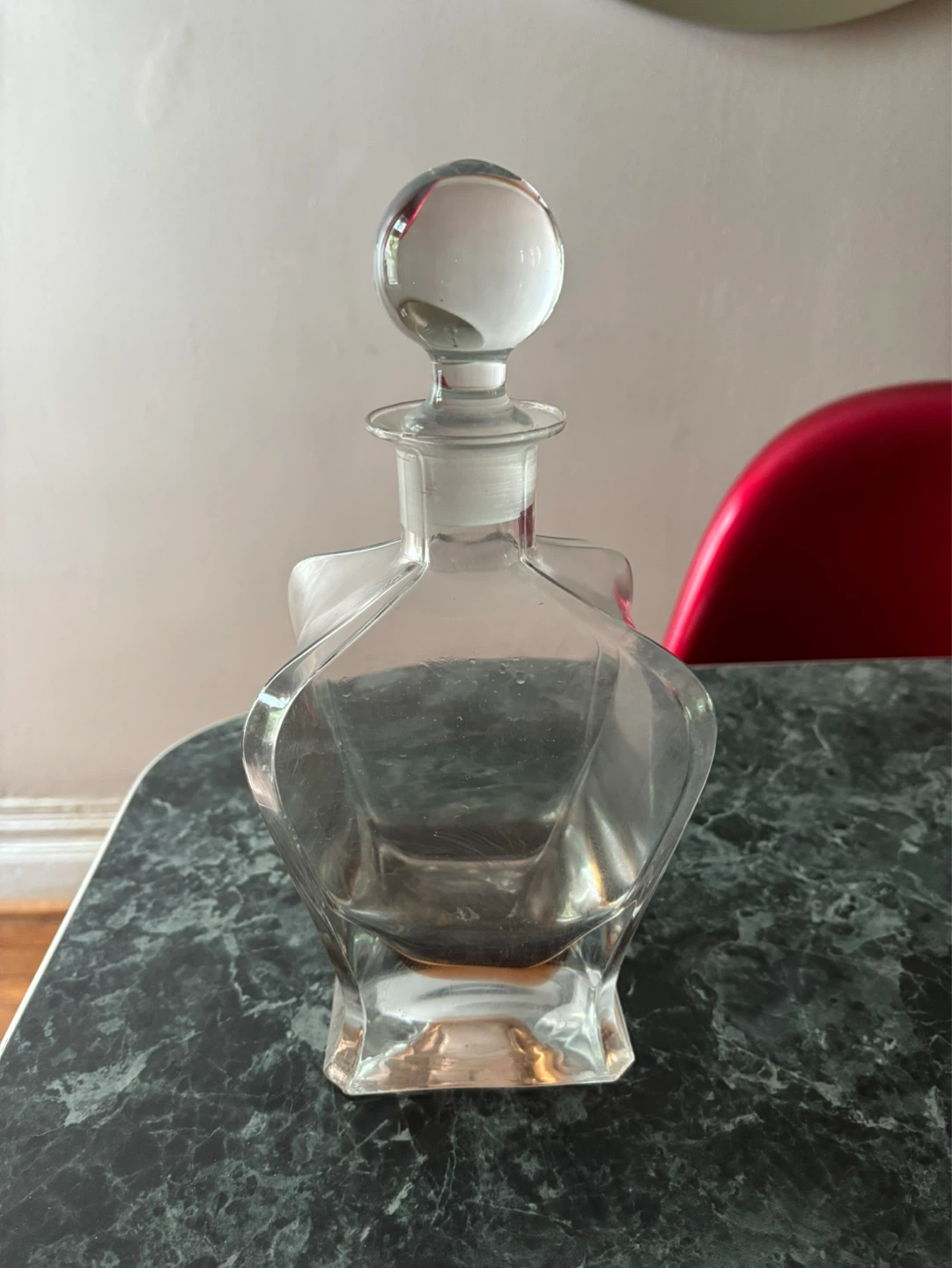 ⚽️Glass Decanter with Stopper
