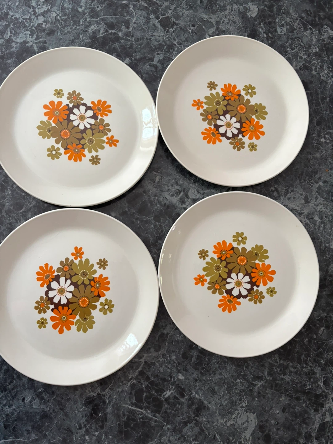 ⚽️Set of 4 Johnson Brothers Ironstone Fiesta Dinner Plates