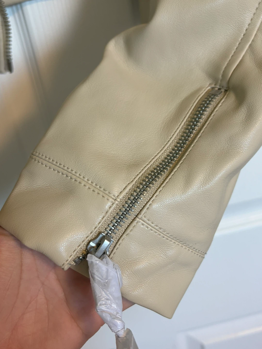 Guess Faux Leather Moto Jacket - Vanilla Blush XL/TG - photo 4