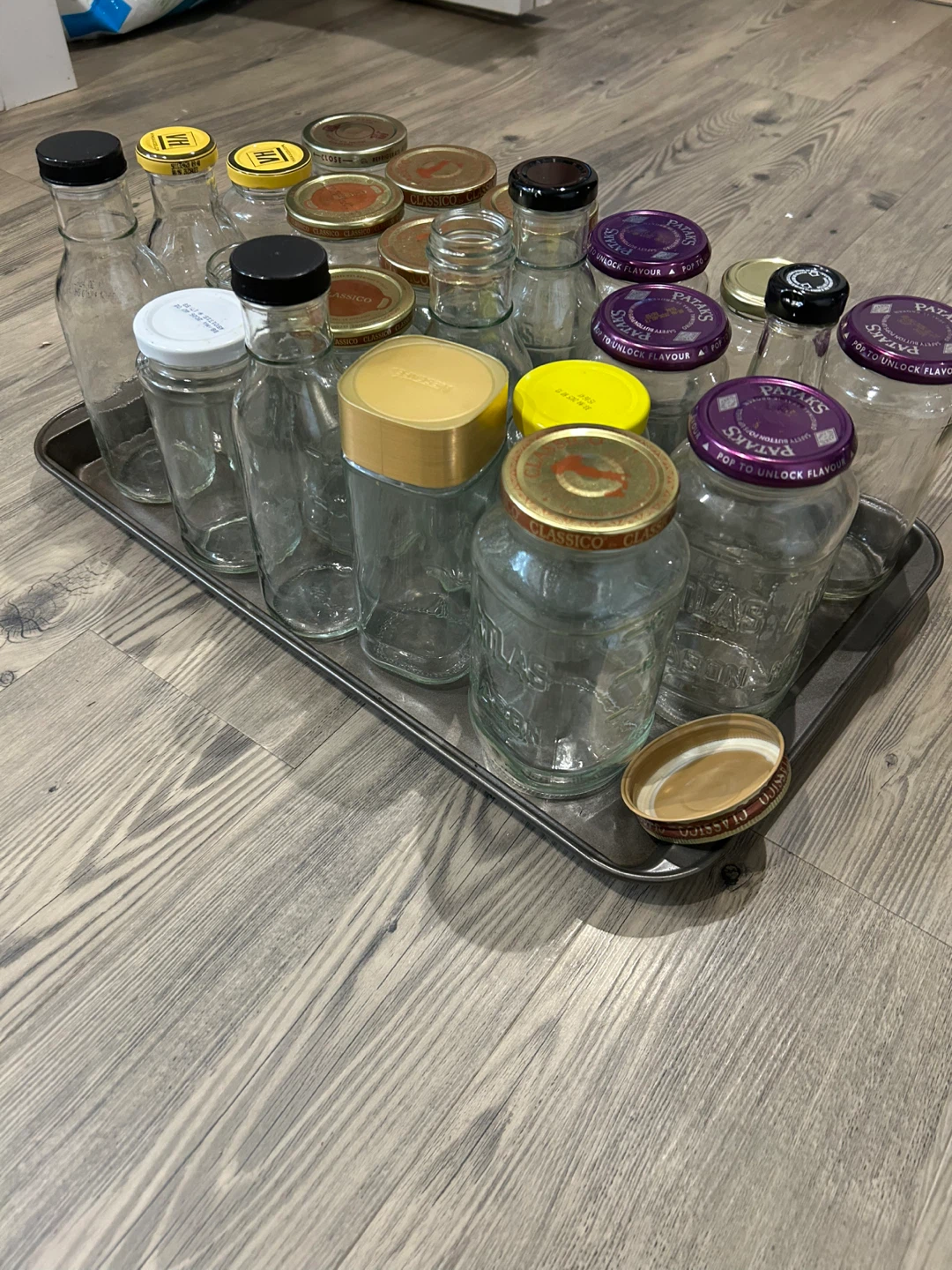23 Glass Jars/Bottles - photo 3