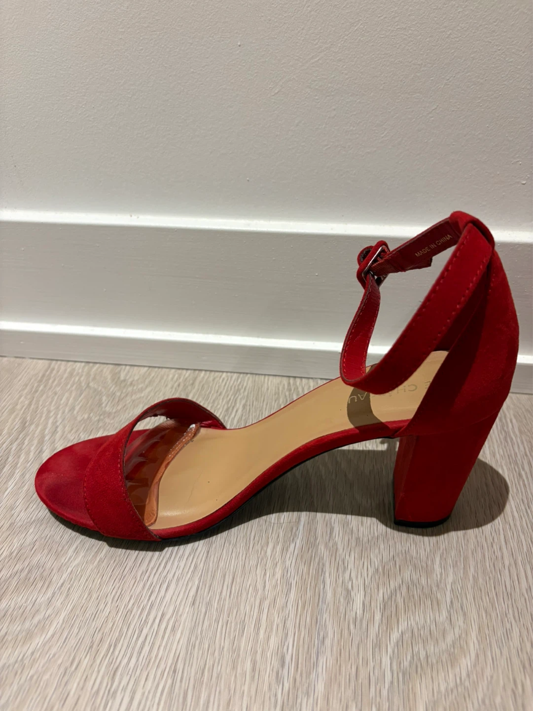 US 39 - Le Château Red Suede Block Heels - photo 3