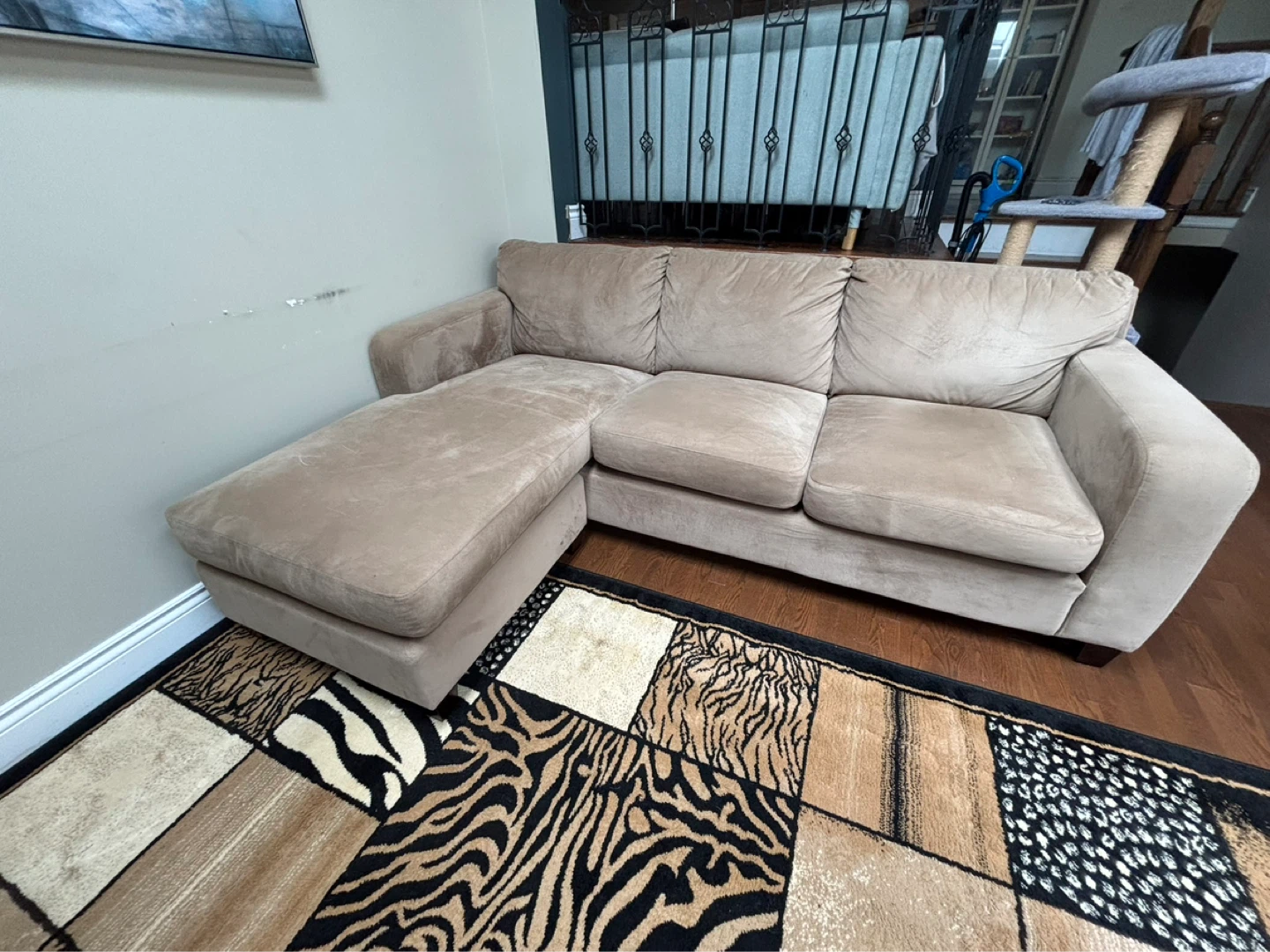 Light Brown Sectional Sofa with Chaise