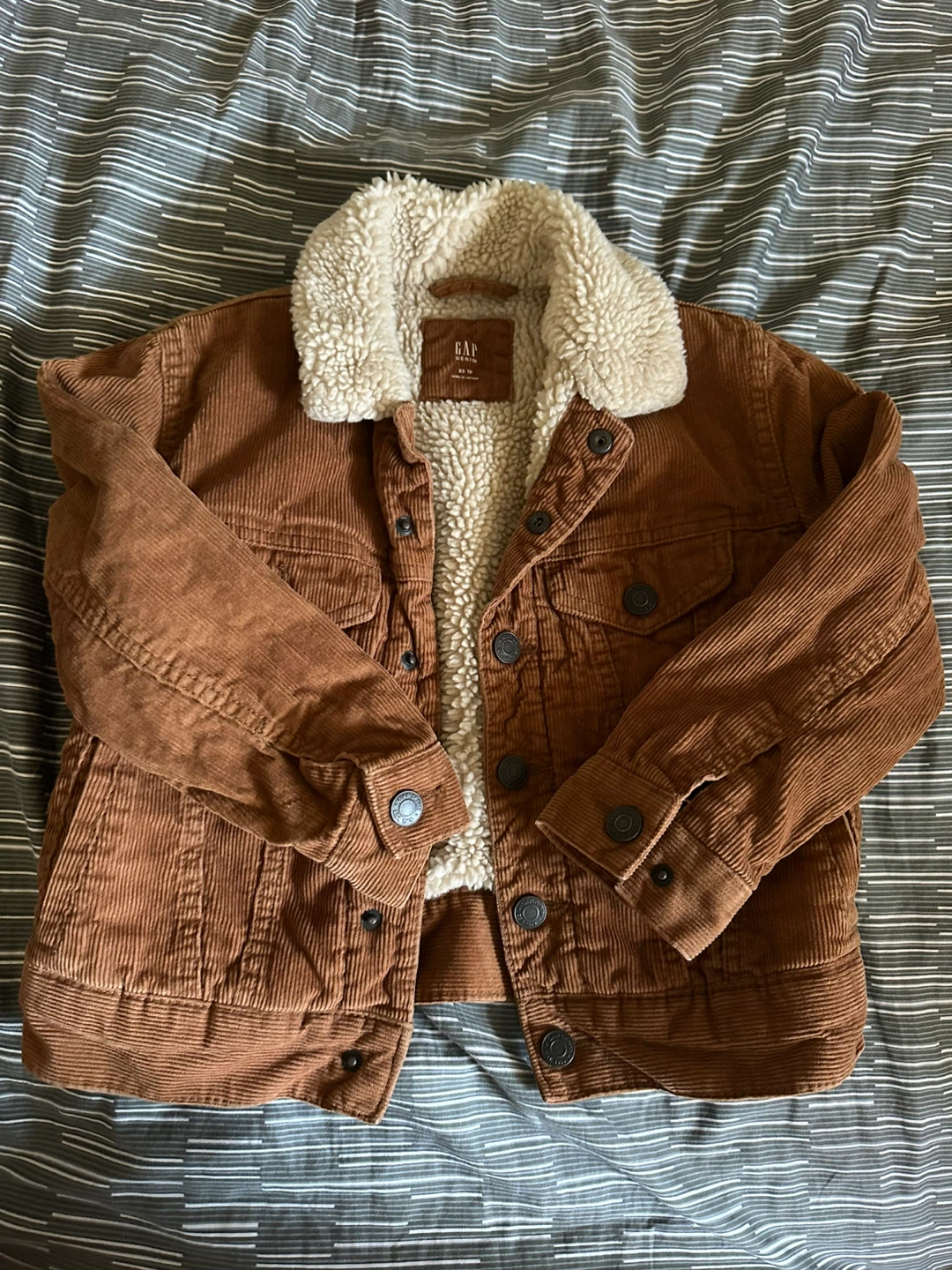 GAP Corduroy Sherpa Lined Trucker Jacket ⚽️