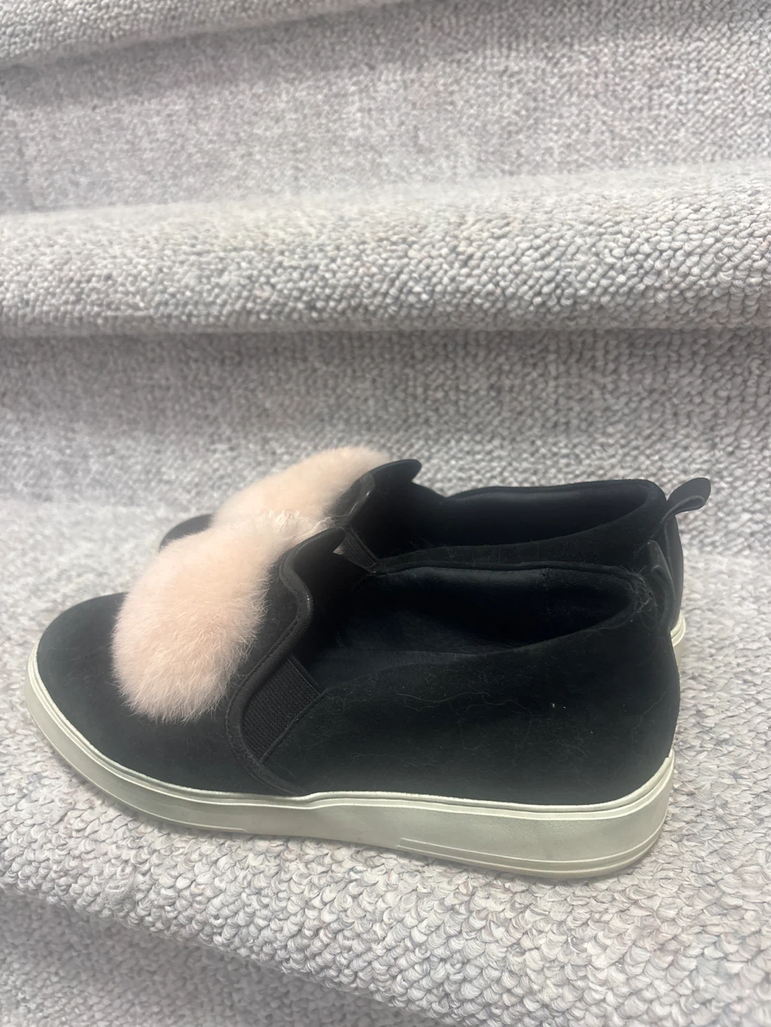 Hush puppies Black Slip-On Sneakers with Pink Pom-Poms - photo 2