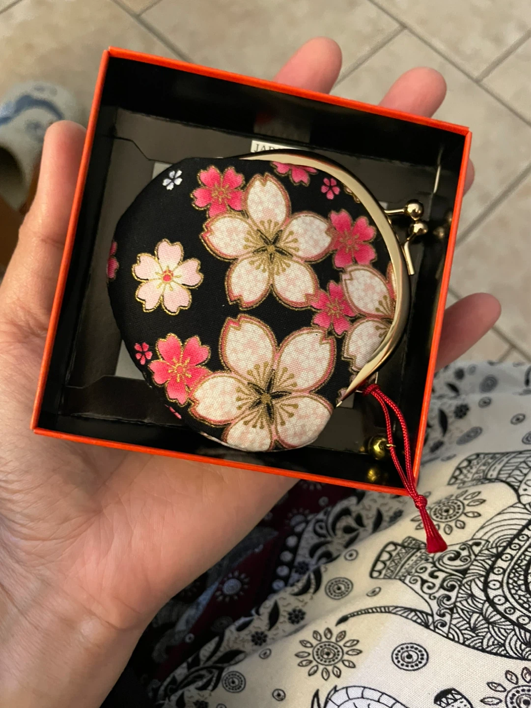 Japanese Coin Purse with Cherry Blossom Design - photo 3