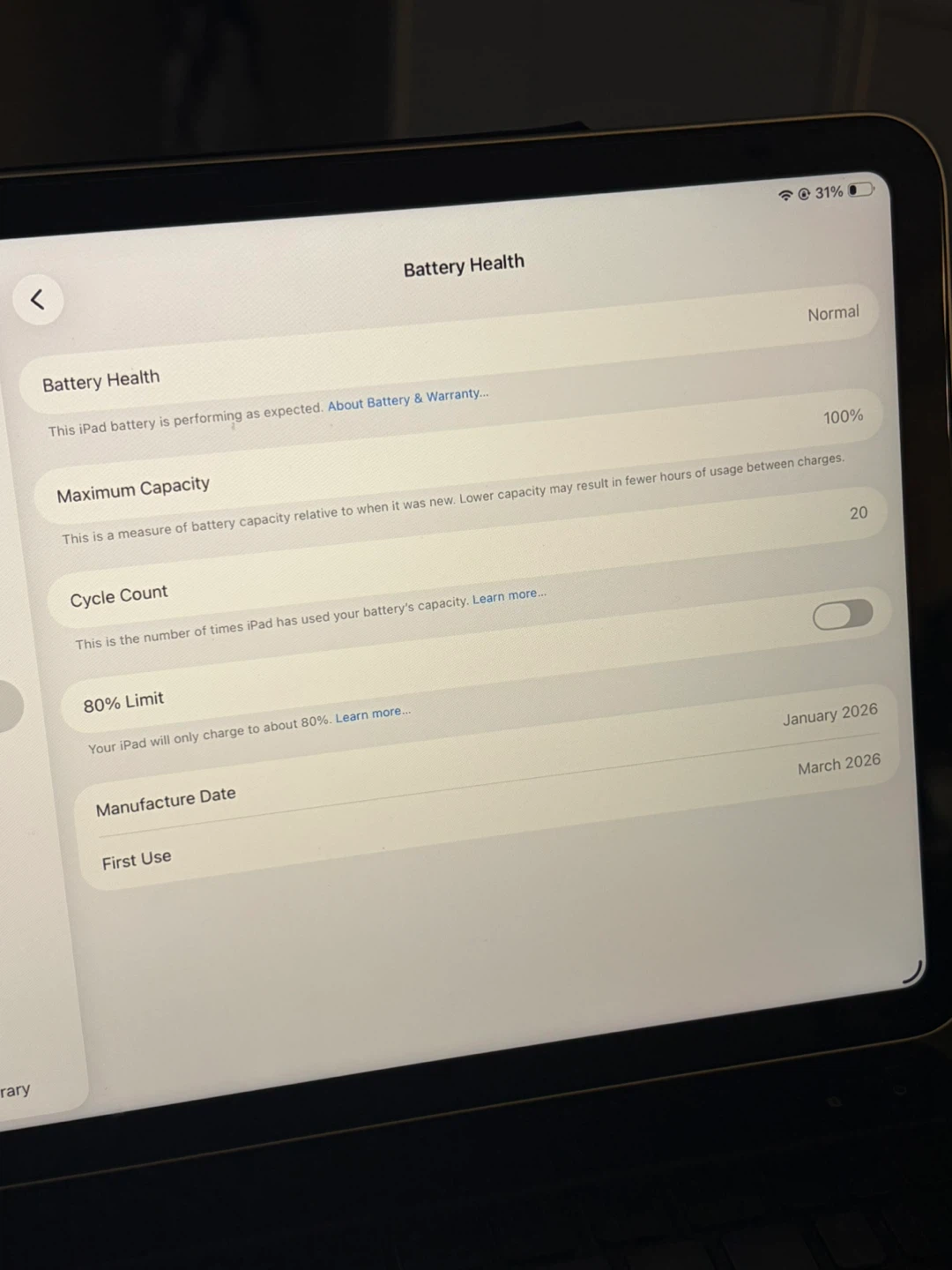 Ipad A16 128G + magic keyboard ( purchased in March 2026 ) - photo 3