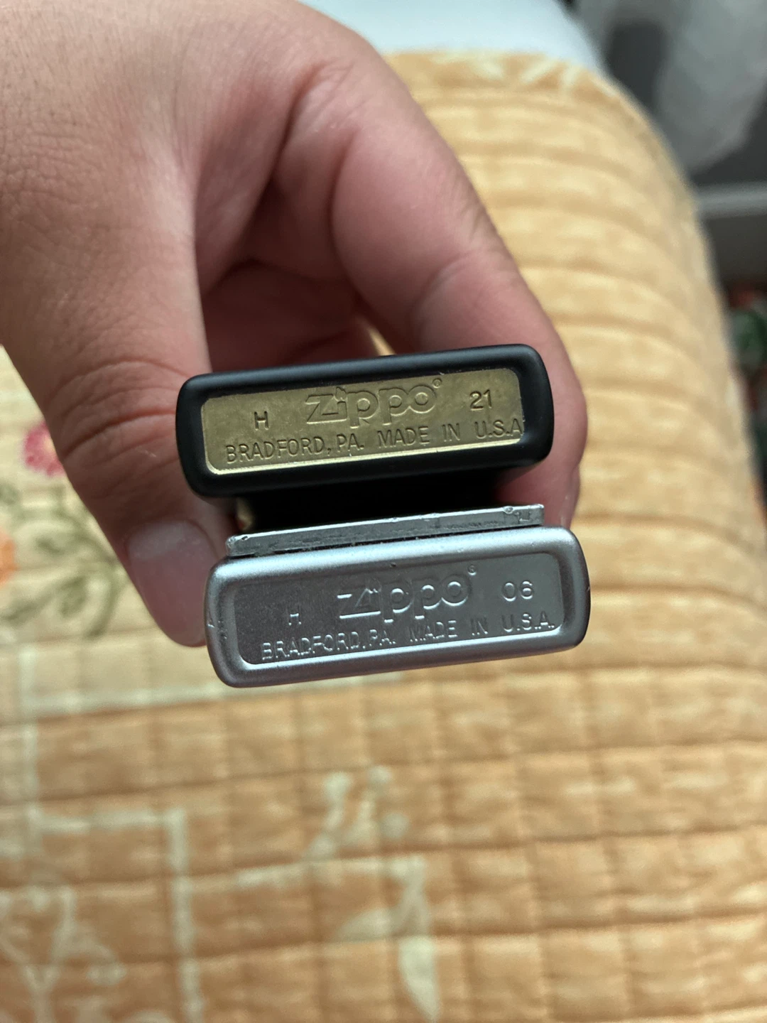 Zippo Lighters - John Deere, Canada Flag, Plain Silver - photo 2