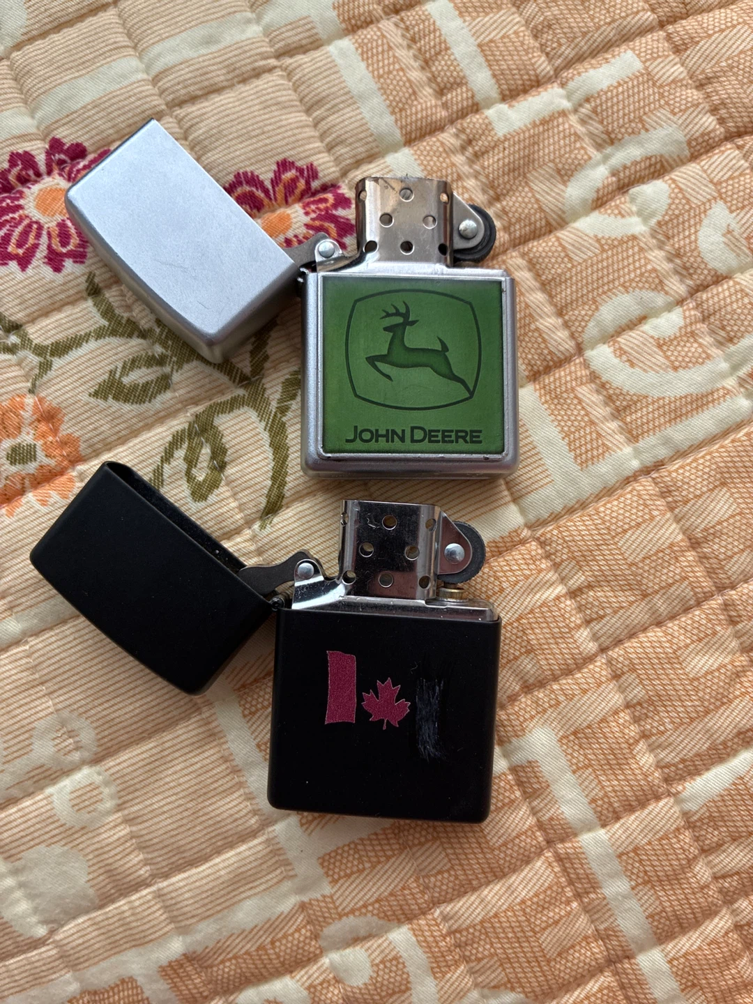 Zippo Lighters - John Deere, Canada Flag, Plain Silver - photo 3
