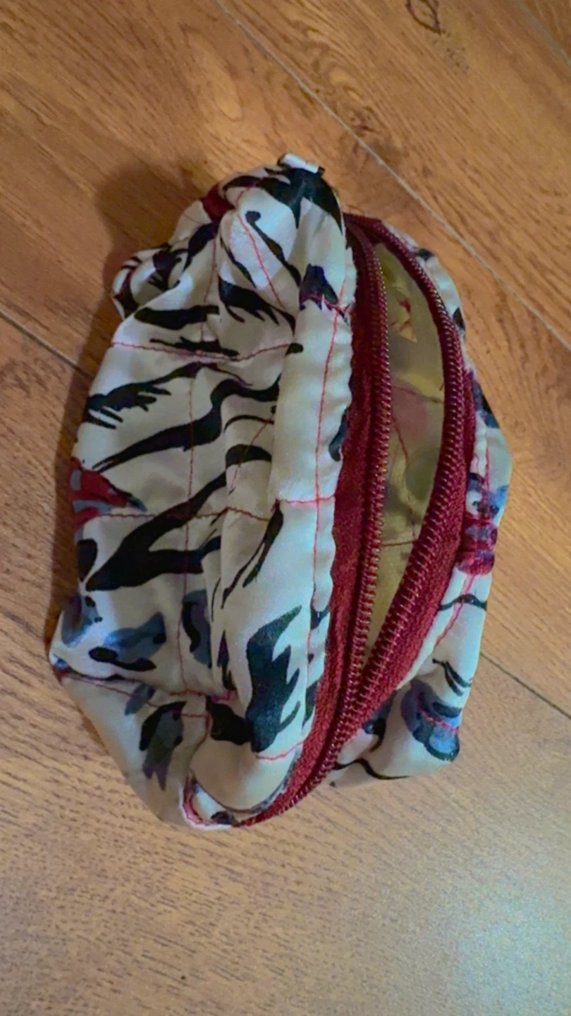 ⚽ Patterned Cosmetic Pouch - photo 2