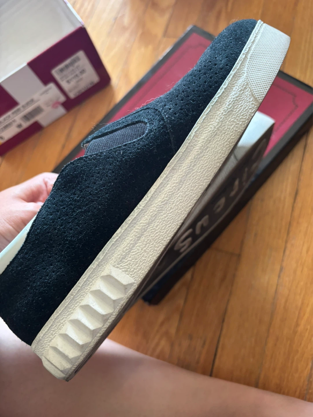 Circus by Sam Edelman Black Suede Slip-On Sneakers - Size 8 ⚽️ - photo 5