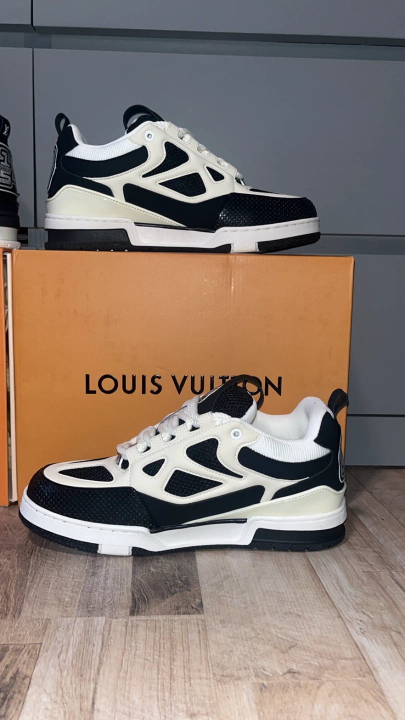 LV runners (M10) - photo 2