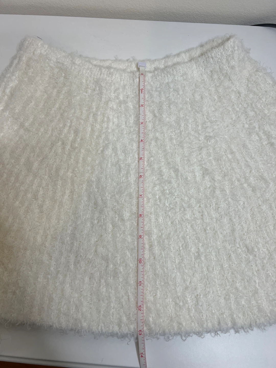 DIVIDED H&M Cream Fuzzy Skirt - Size S - photo 4