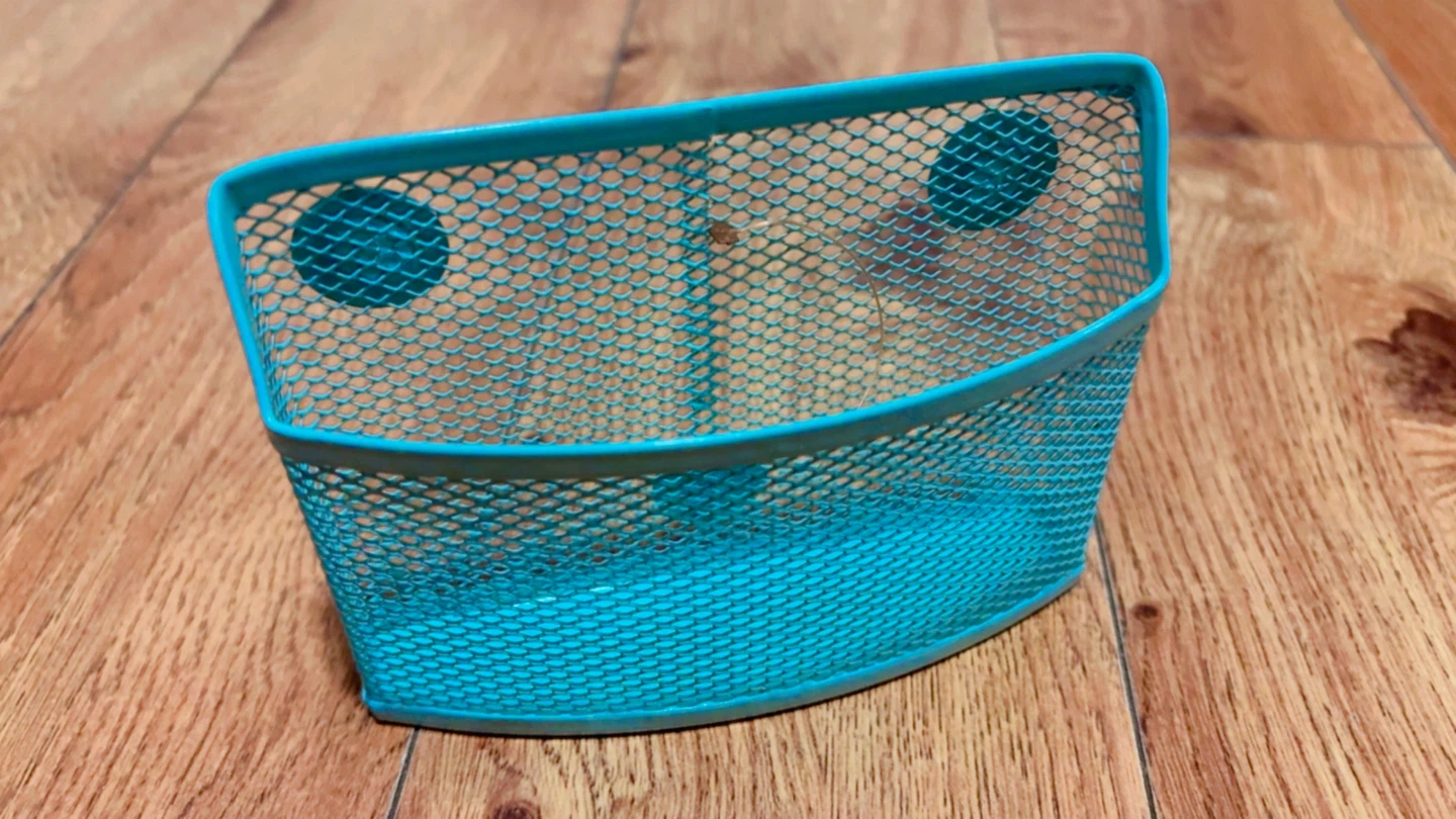 ⚽ Turquoise Mesh Magnetic Wall Basket