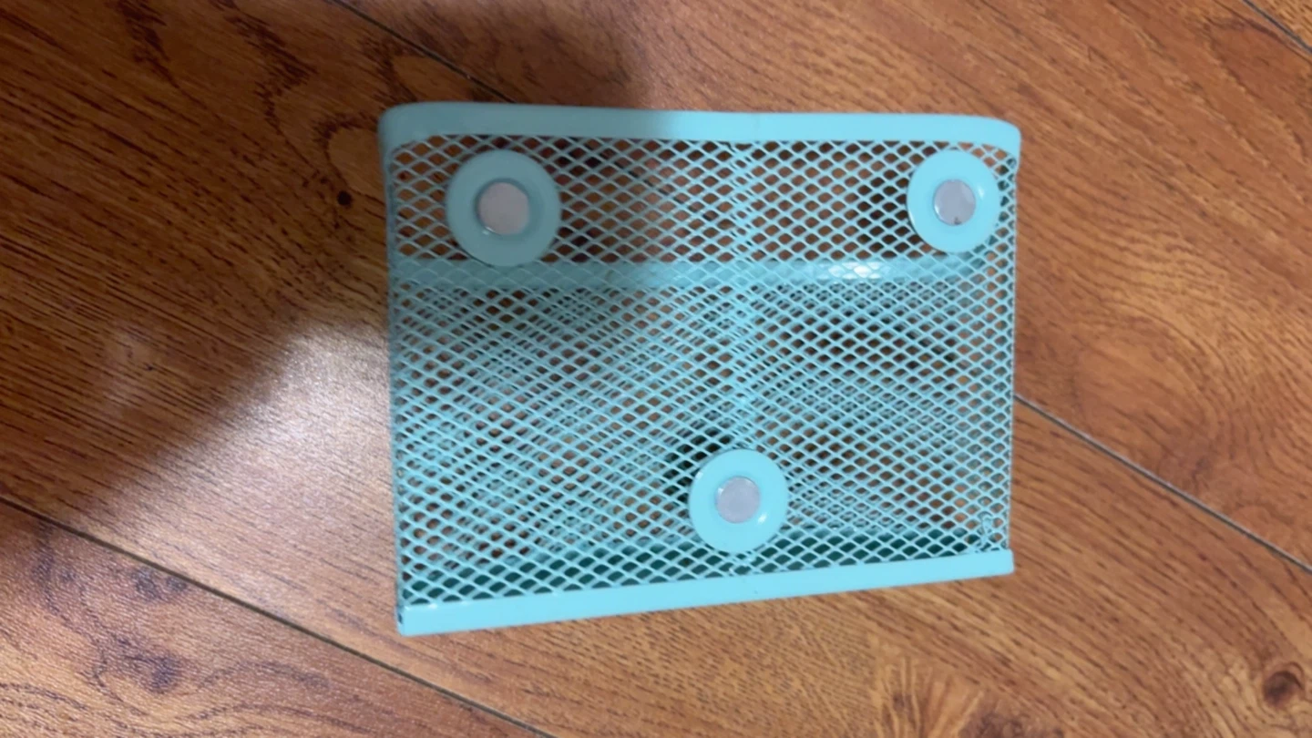 ⚽ Turquoise Mesh Magnetic Wall Basket - photo 2
