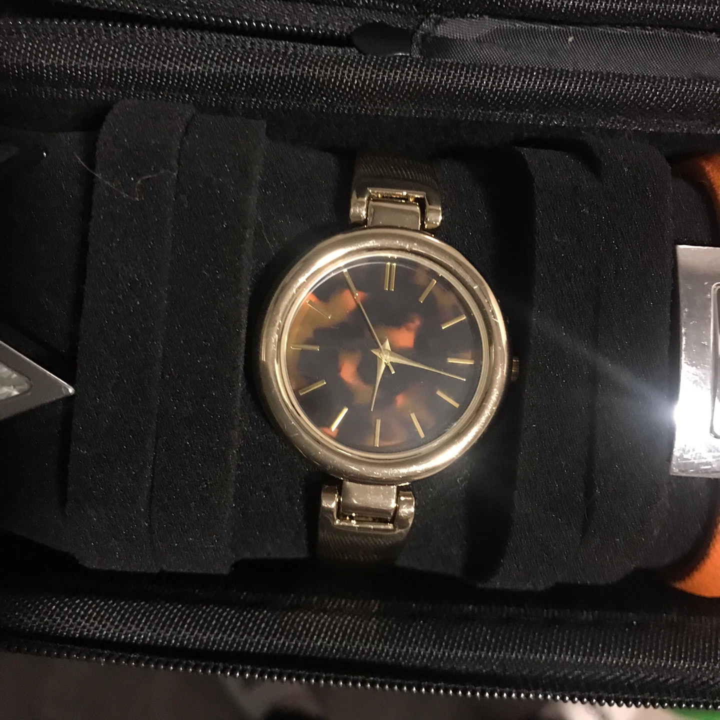 Watch Case with 5 Assorted Watches - photo 4