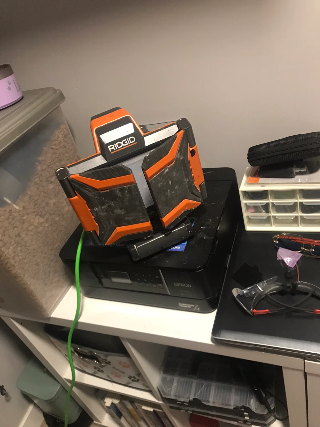 RIDGID Portable LED Work Light - photo 3