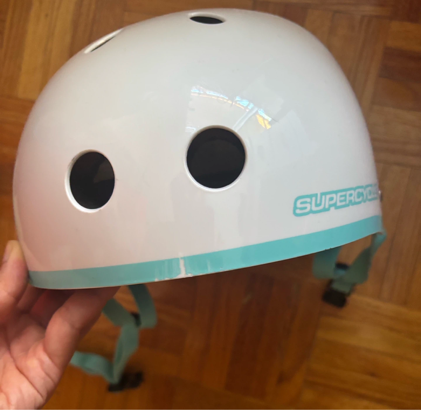 Supercycle White Helmet ⚽️