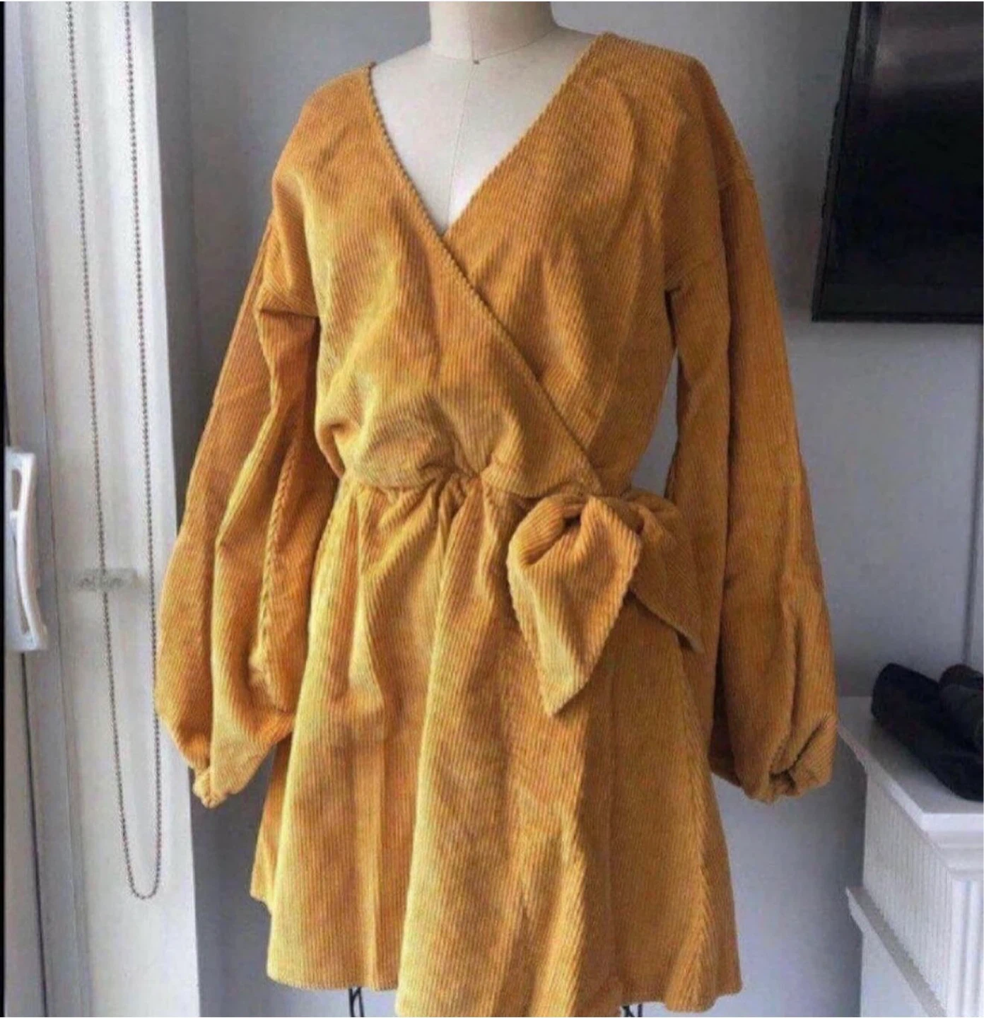 ⚽️New with tags ASOS corduroy Dress size 4 - photo 4