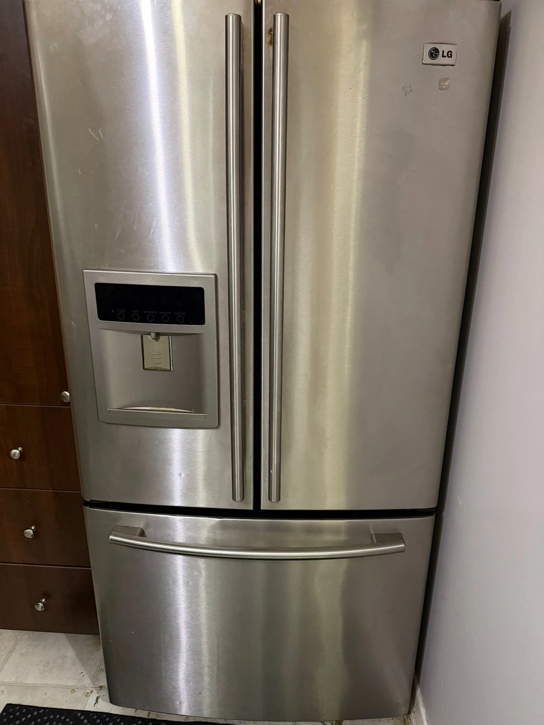 LG refrigerator