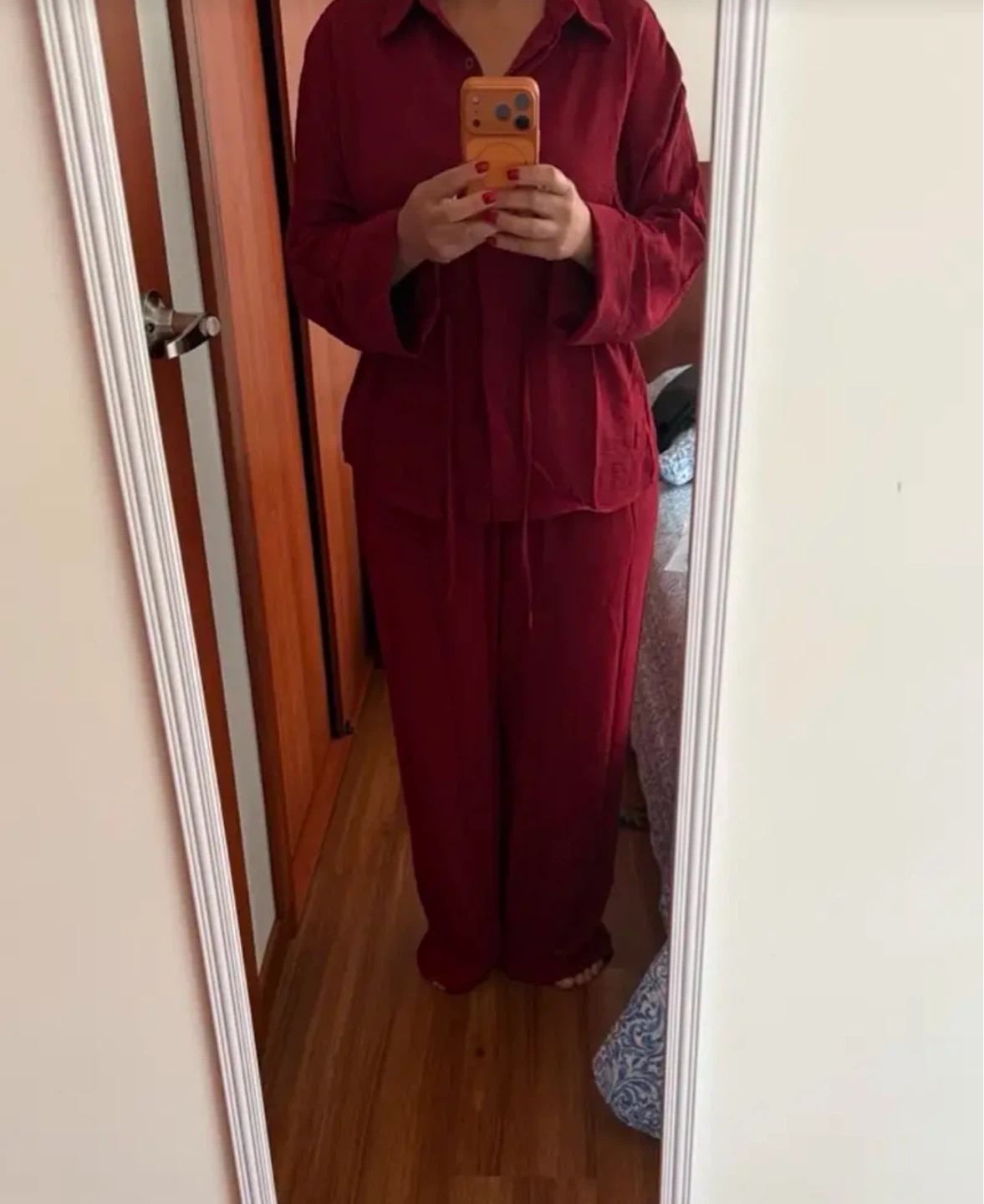 Maroon Satin Wide-Leg Pants⚽️