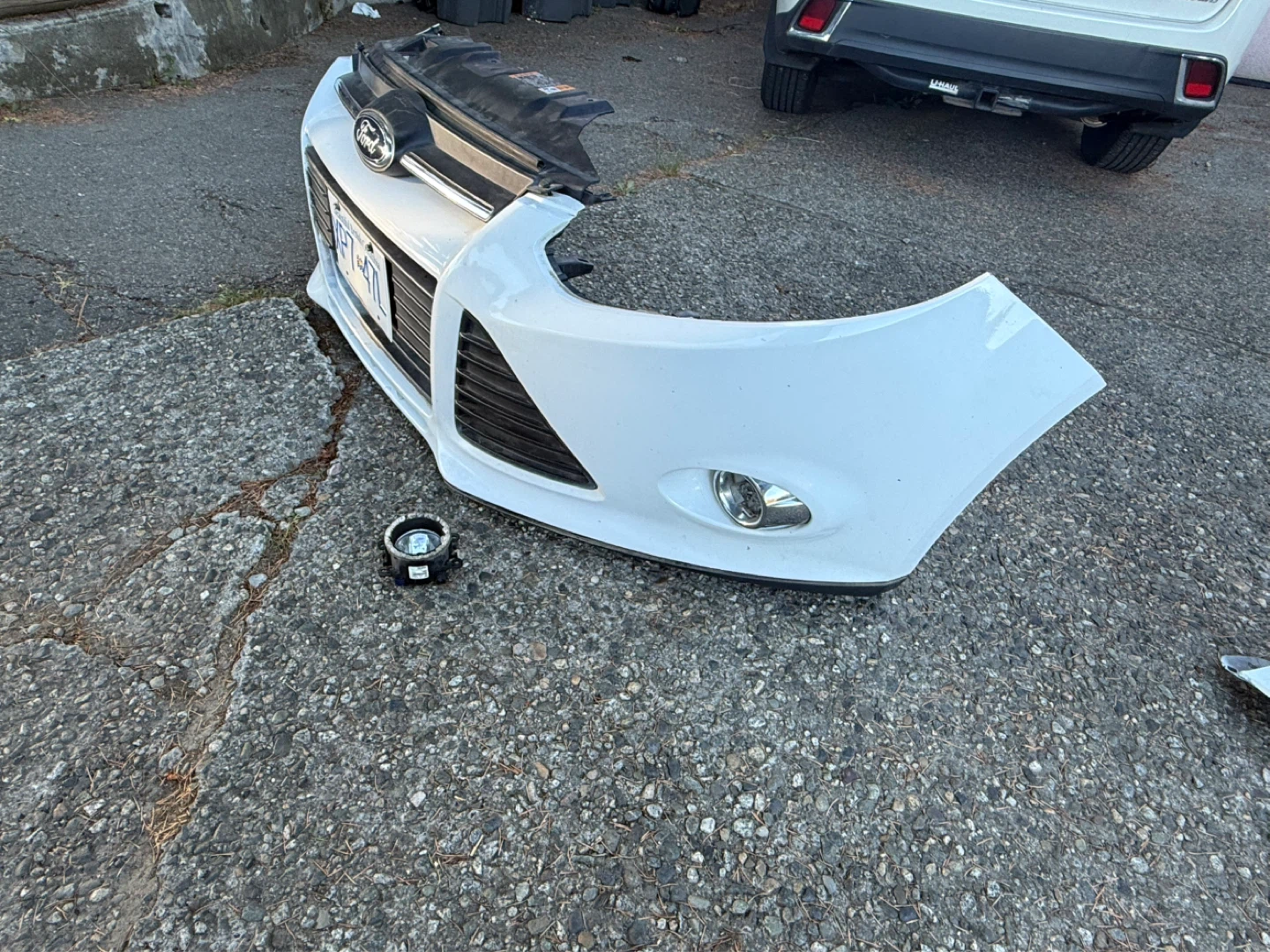 Ford Focus Front Bumper - photo 4