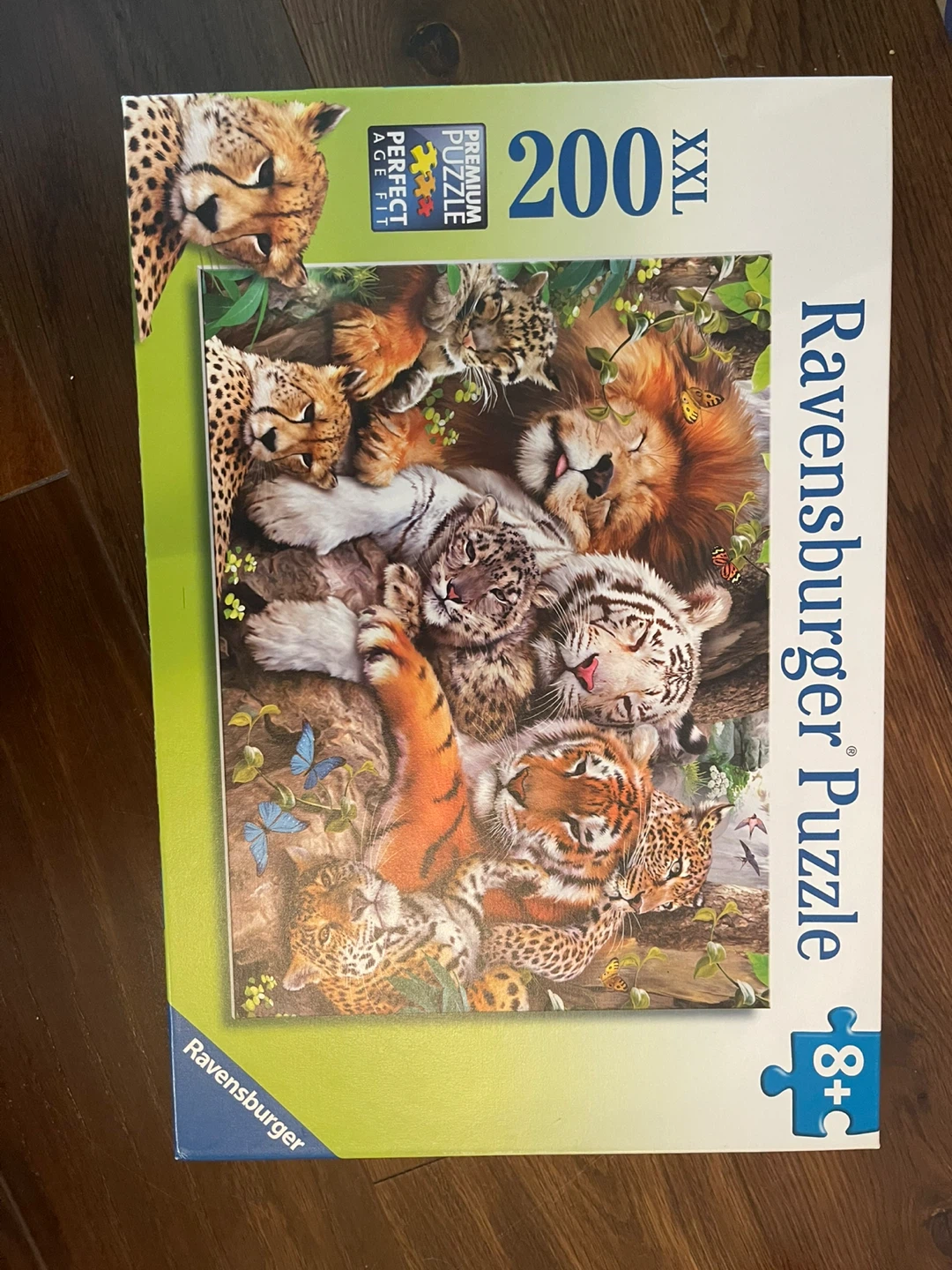 New Ravensburger 200 XXL "Perfect Age Fit" Puzzle