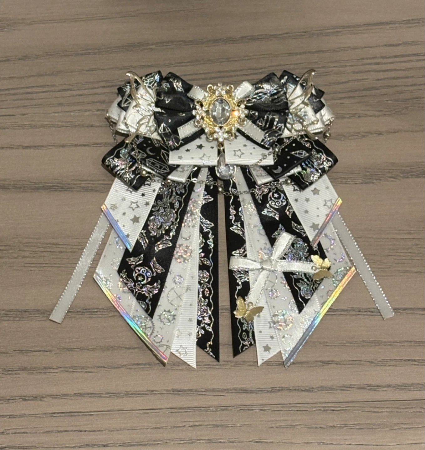 Beautiful Ribbon Bow with Gems - Lightstick Bow