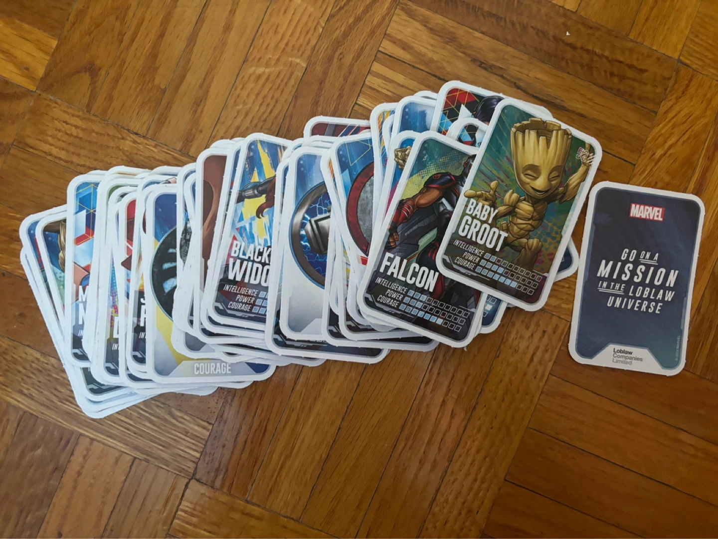 Marvel Universe Trading Cards - Loblaws Collection ⚽️ - photo 2