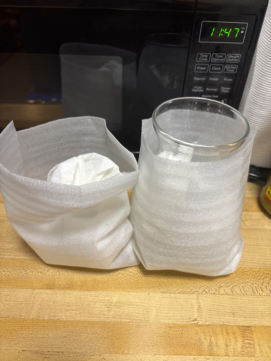 ⚽ Clear Vases