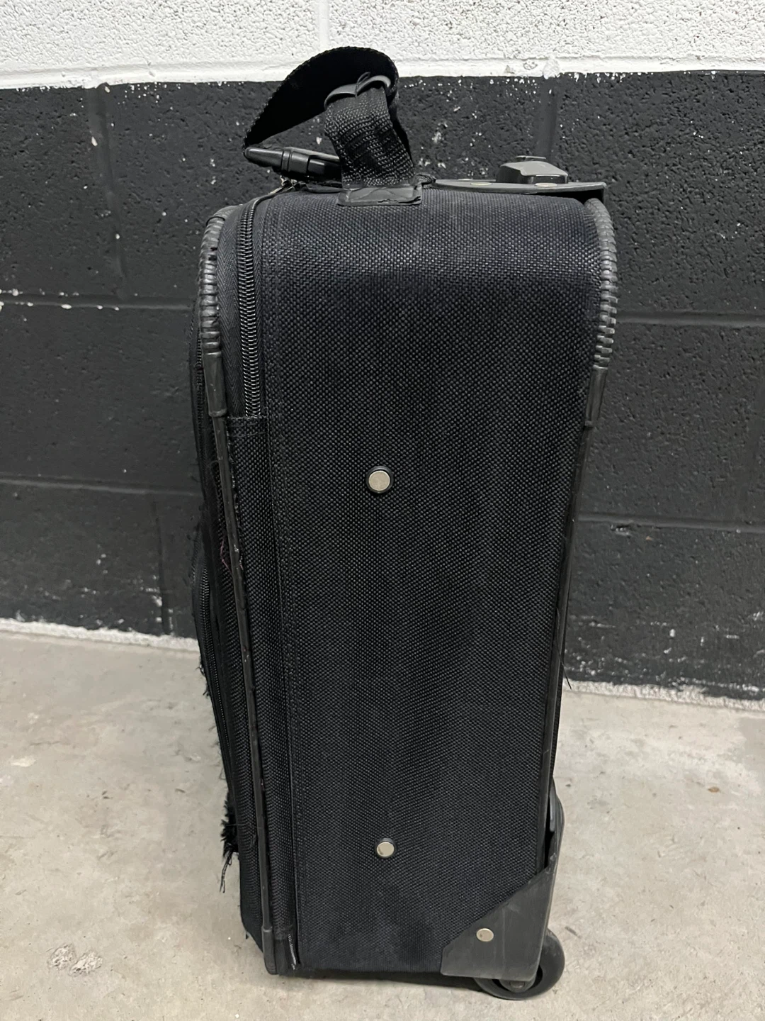 Black Carry-On Suitcase Luggage ⚽ - photo 3