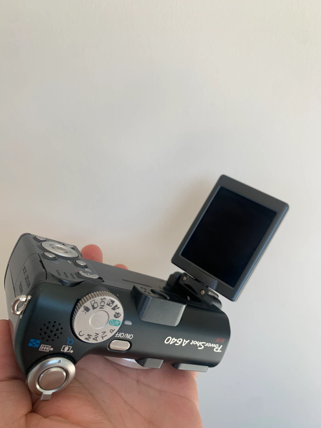 Canon PowerShot A640 Digital Camera with 2GB SD Card - photo 5