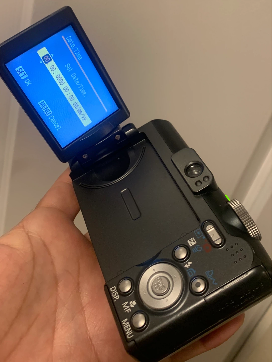 Canon PowerShot A640 Digital Camera with 2GB SD Card - photo 2