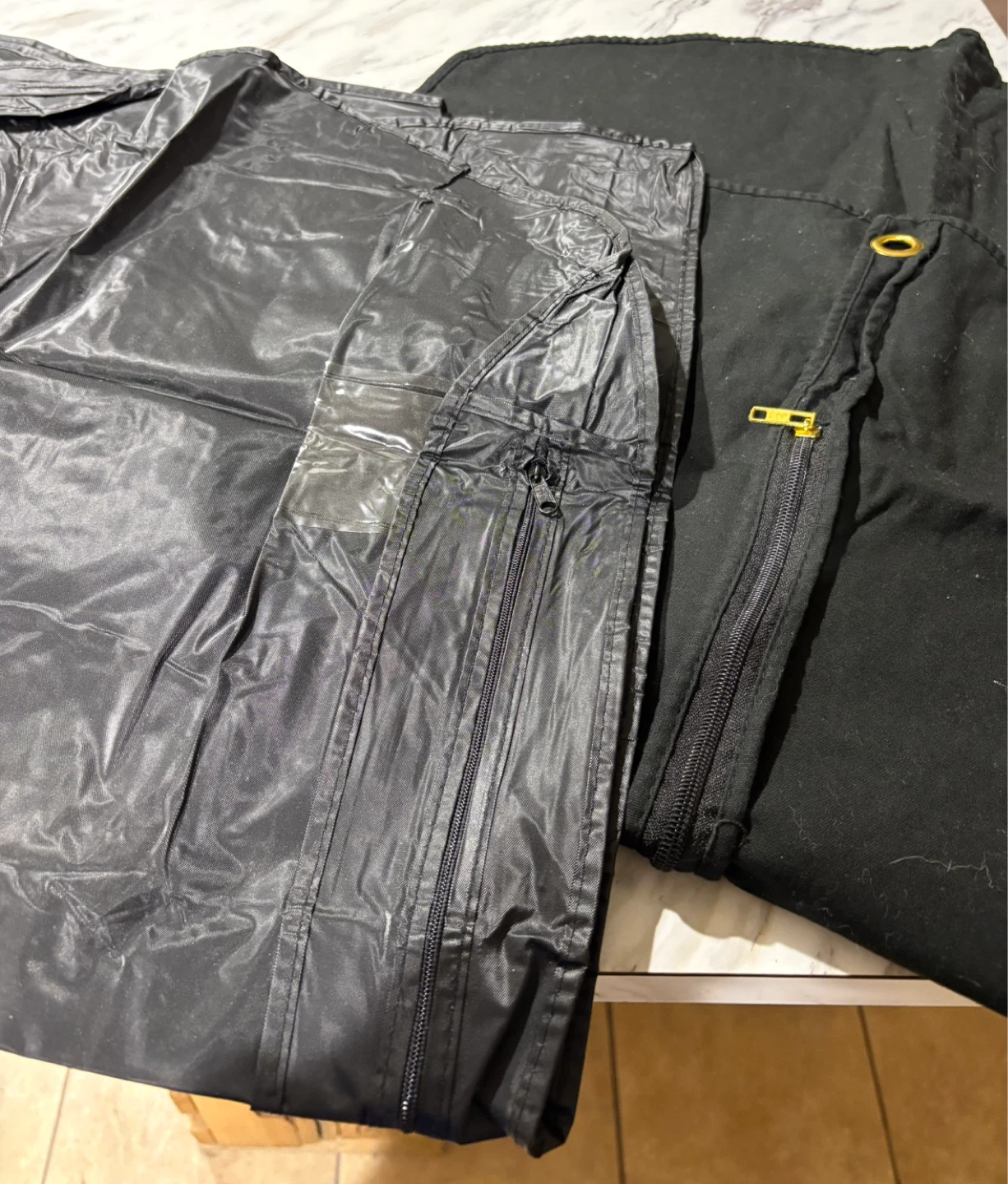 ⚽️ Black Garment Bag with Zipper